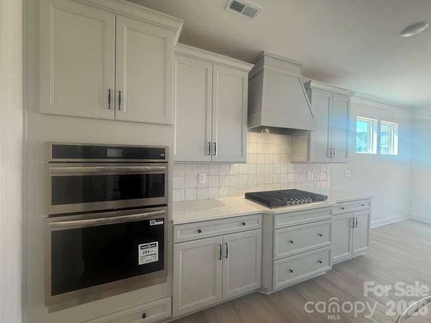 4482 Blue Mound Court, Stanley, NC 28164.  MLS# CAR4387533, YatesRealty ID 29800. Kitchen