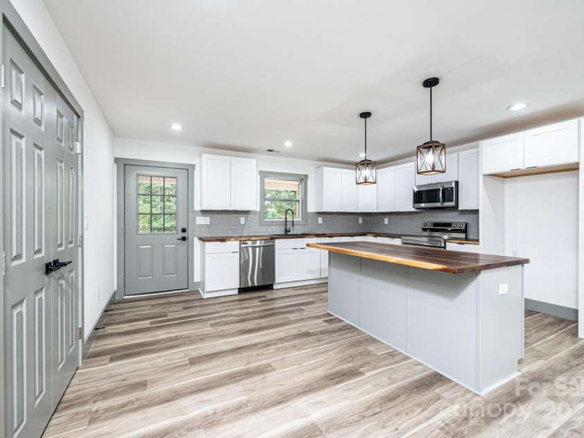 1894 Thoreau Court, Connelly Springs, NC 28612.  MLS# CAR4282331, YatesRealty ID 29801. 