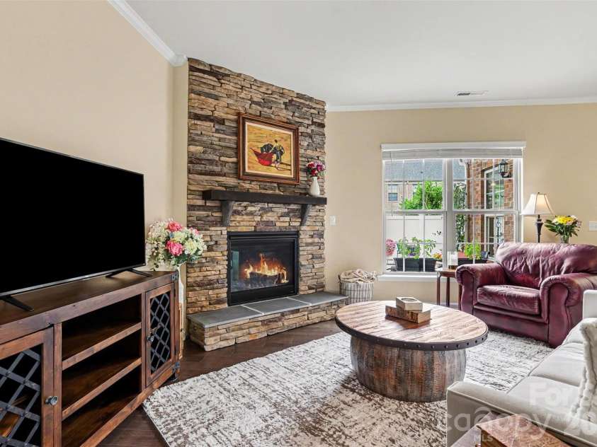 5012 Forest Hills Place, Fort Mill, SC 29707.  MLS# CAR4392199, YatesRealty ID 29801. 