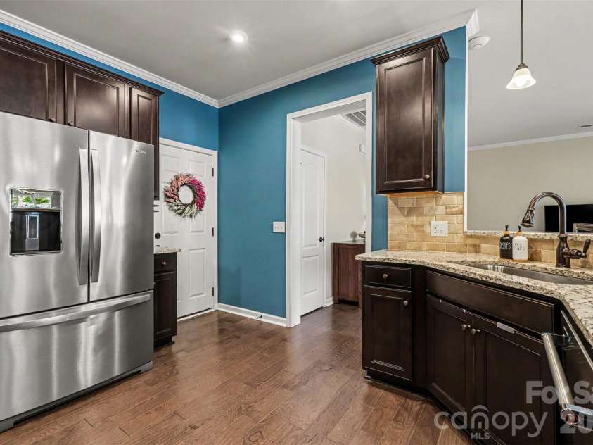 5012 Forest Hills Place, Fort Mill, SC 29707.  MLS# CAR4392199, YatesRealty ID 29801. 