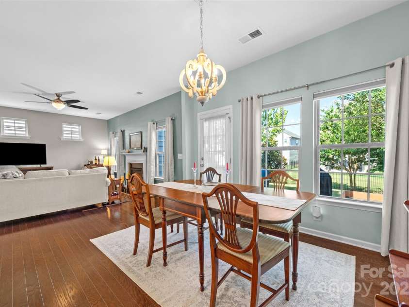 2013 Ice Lake Court, Fort Mill, SC 29715.  MLS# CAR4285965, YatesRealty ID 29802. 