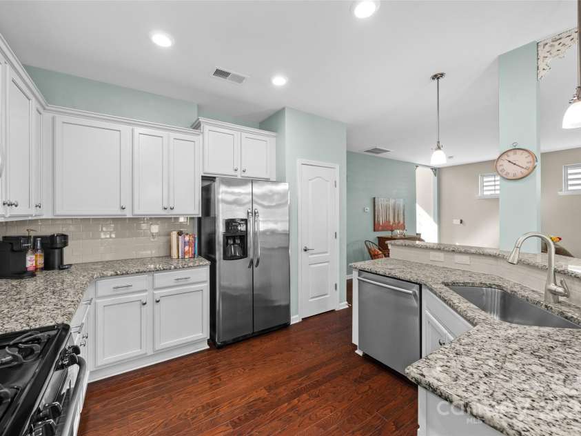 2013 Ice Lake Court, Fort Mill, SC 29715.  MLS# CAR4285965, YatesRealty ID 29802. 