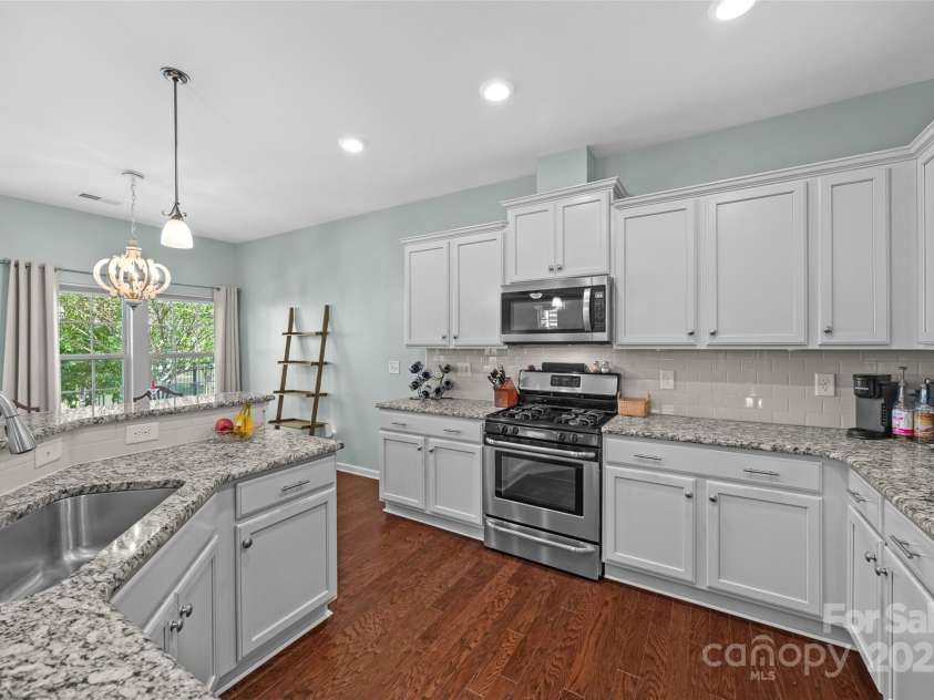 2013 Ice Lake Court, Fort Mill, SC 29715.  MLS# CAR4285965, YatesRealty ID 29802. 