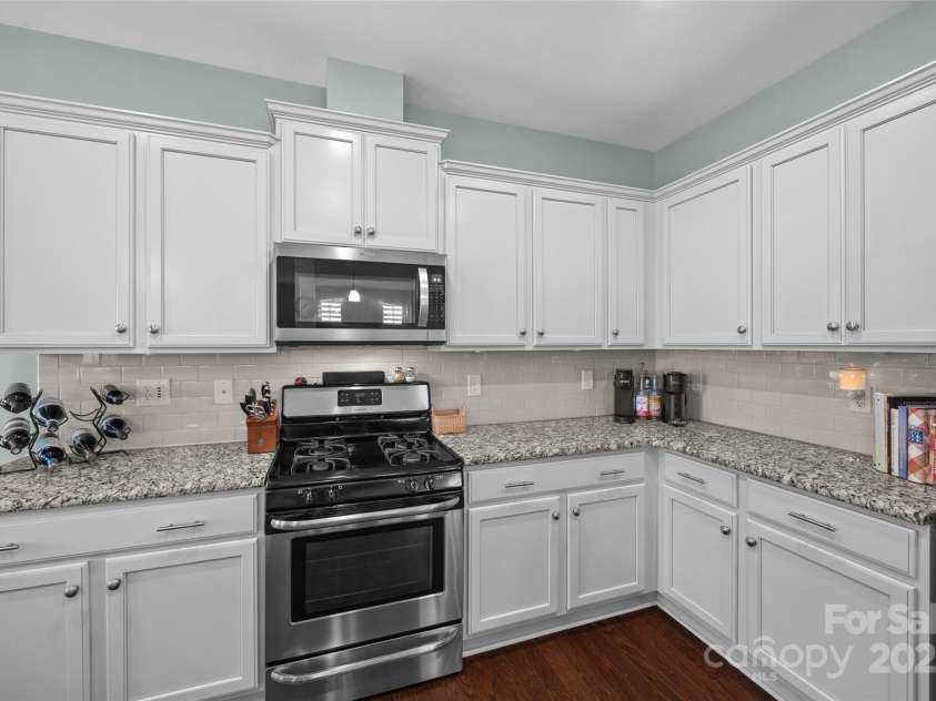 2013 Ice Lake Court, Fort Mill, SC 29715.  MLS# CAR4285965, YatesRealty ID 29802. 