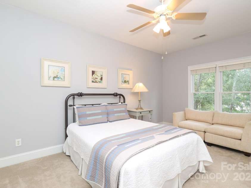 10840 Congressional Club Drive, Charlotte, NC 28277.  MLS# CAR4286308, YatesRealty ID 29804. Upstairs bedroom