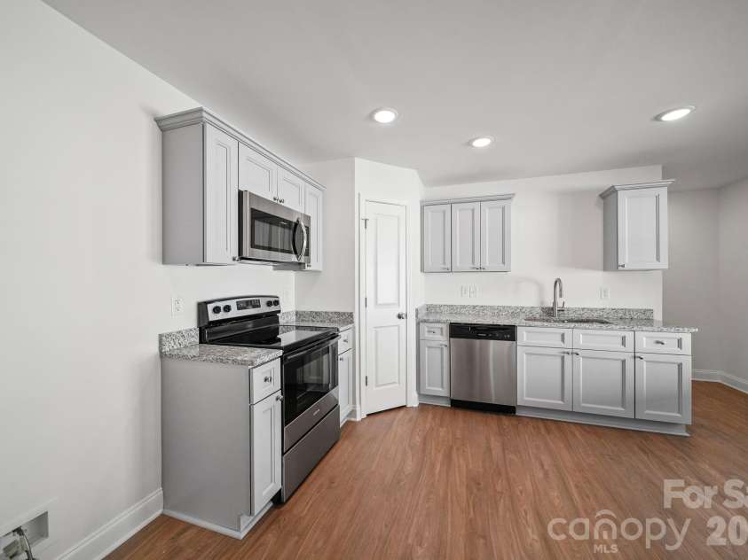 1129 Kenly Street, Salisbury, NC 28144.  MLS# CAR4392992, YatesRealty ID 29805. 