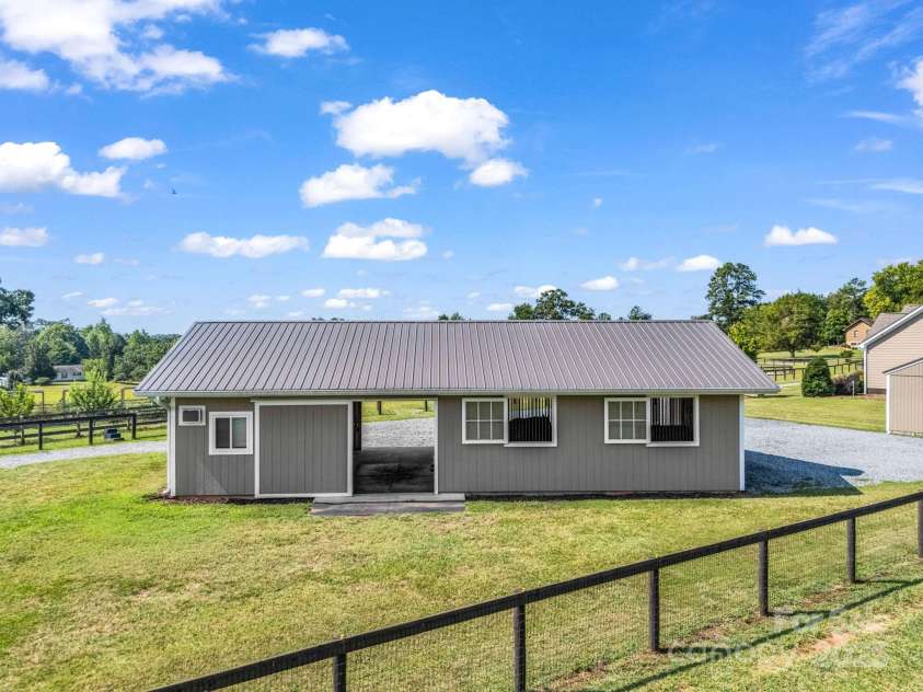 609 Green Creek Drive, Columbus, NC 28722.  MLS# CAR4288033, YatesRealty ID 29805. Barn