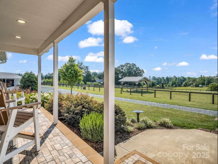 609 Green Creek Drive, Columbus, NC 28722.  MLS# CAR4288033, YatesRealty ID 29805. Front Porch