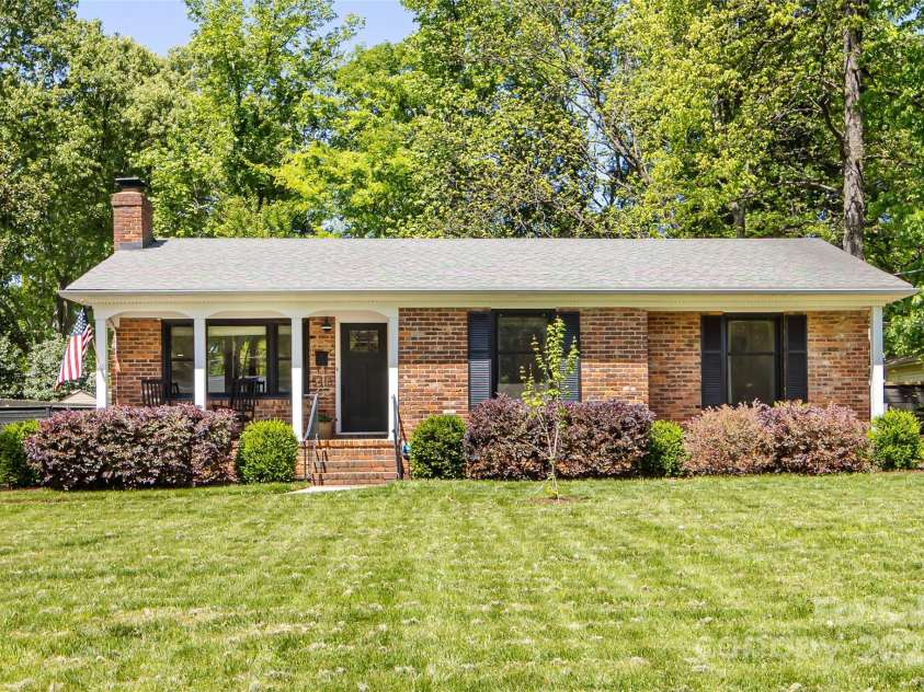 5418 Seacroft Road, Charlotte, NC 28210.  MLS# CAR4286070, YatesRealty ID 29806. 