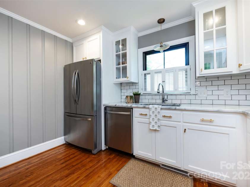 5418 Seacroft Road, Charlotte, NC 28210.  MLS# CAR4286070, YatesRealty ID 29806. 