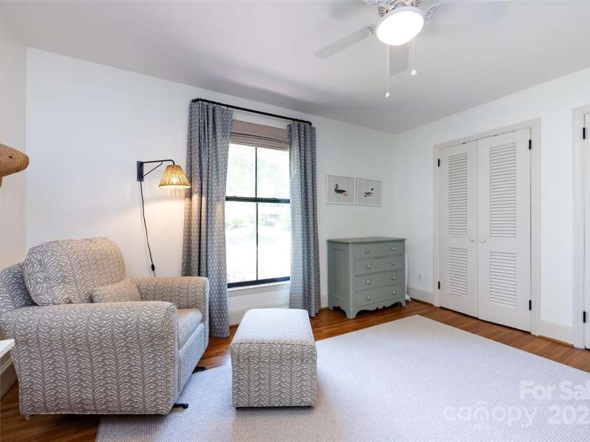 5418 Seacroft Road, Charlotte, NC 28210.  MLS# CAR4286070, YatesRealty ID 29806. 