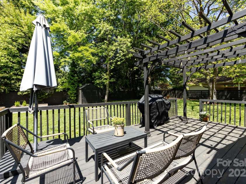 5418 Seacroft Road, Charlotte, NC 28210.  MLS# CAR4286070, YatesRealty ID 29806. 