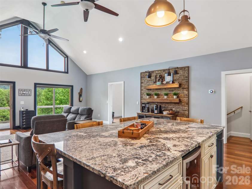 77 Willow Stone Way, Hendersonville, NC 28792.  MLS# CAR4392902, YatesRealty ID 29806. 