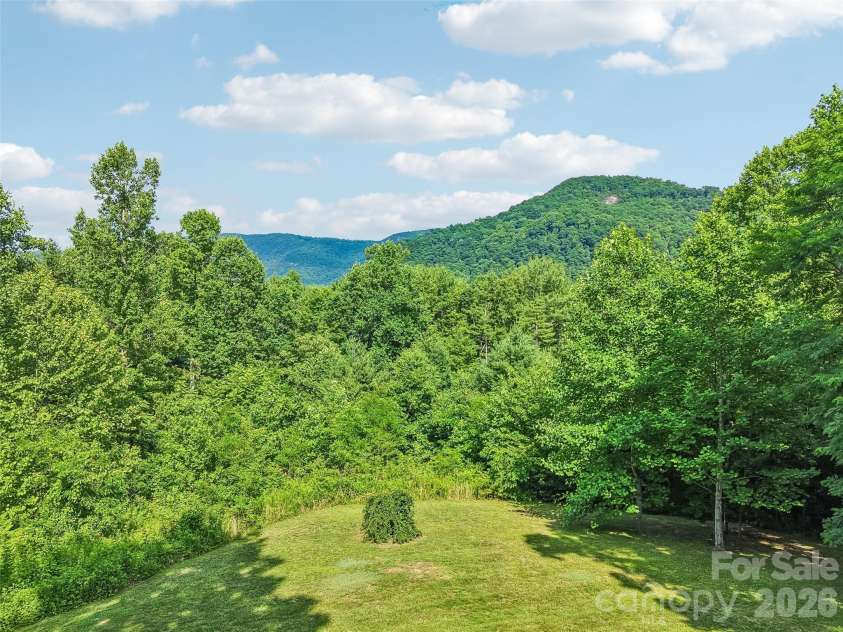 77 Willow Stone Way, Hendersonville, NC 28792.  MLS# CAR4392902, YatesRealty ID 29806. 