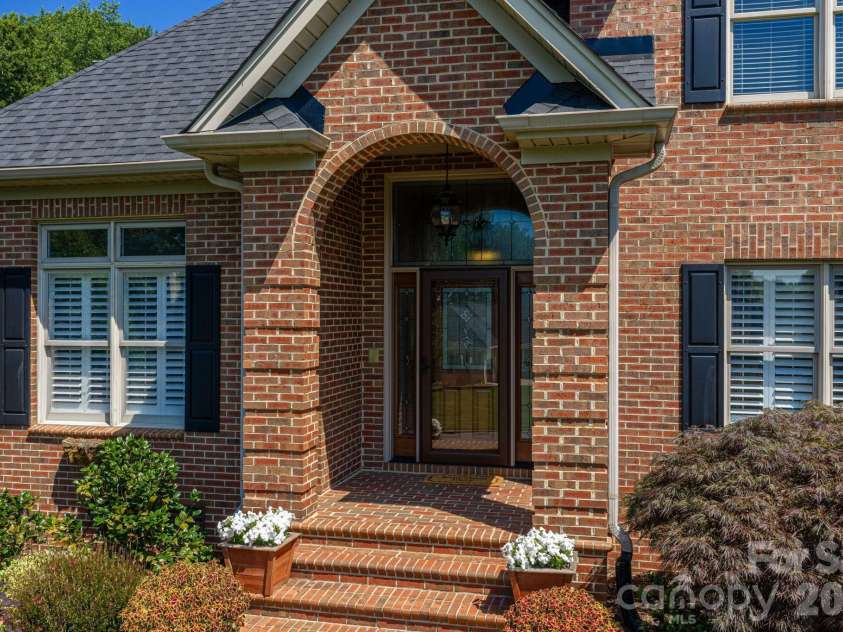 3740 Sand Wedge Drive, Gastonia, NC 28056.  MLS# CAR4392996, YatesRealty ID 29807. 