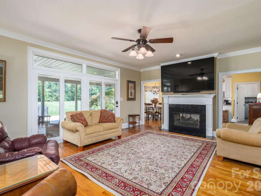 3740 Sand Wedge Drive, Gastonia, NC 28056.  MLS# CAR4392996, YatesRealty ID 29807. 