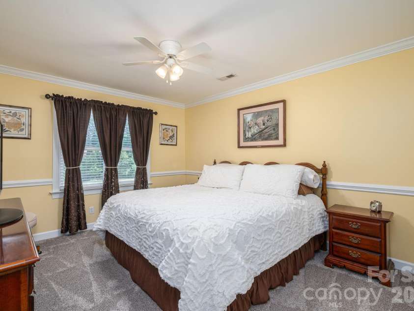 3740 Sand Wedge Drive, Gastonia, NC 28056.  MLS# CAR4392996, YatesRealty ID 29807. 
