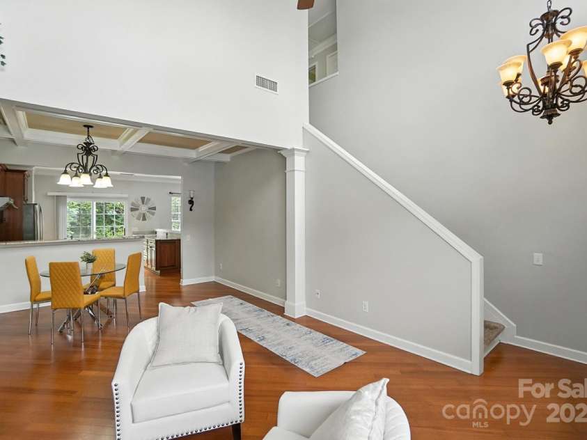 6622 Beverly Springs Drive, Charlotte, NC 28270.  MLS# CAR4278004, YatesRealty ID 29807. 