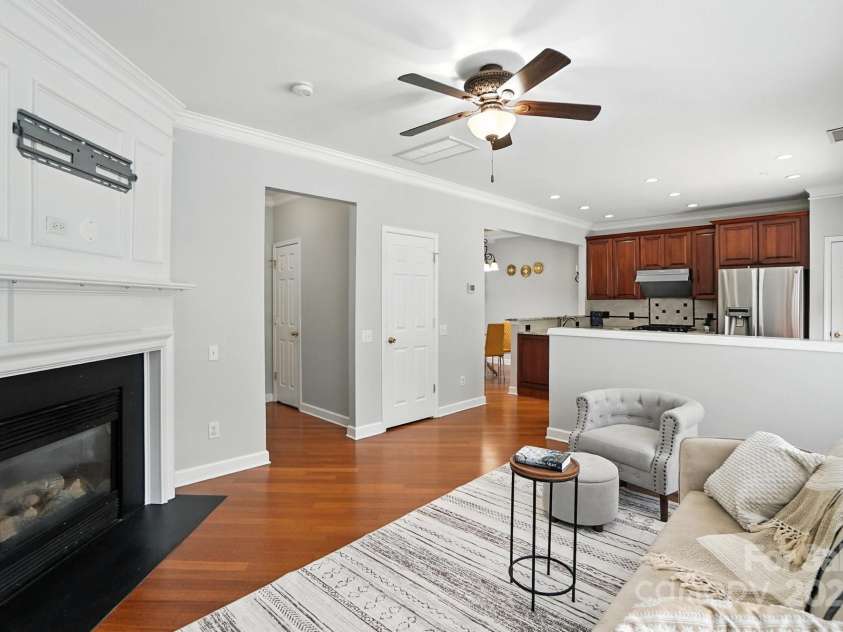 6622 Beverly Springs Drive, Charlotte, NC 28270.  MLS# CAR4278004, YatesRealty ID 29807. 