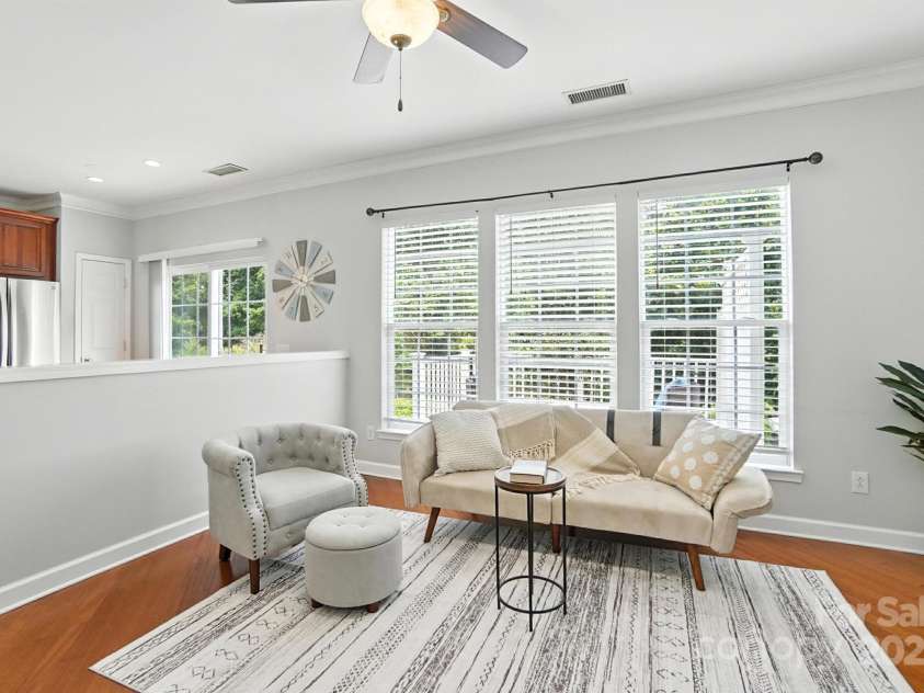 6622 Beverly Springs Drive, Charlotte, NC 28270.  MLS# CAR4278004, YatesRealty ID 29807. 