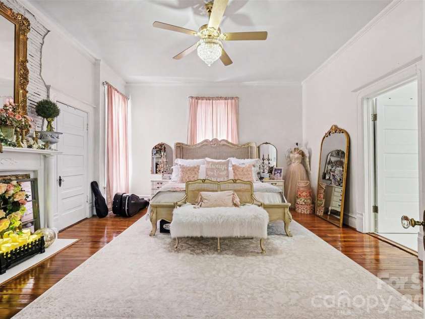 137 Reid Street, Rock Hill, SC 29730.  MLS# CAR4390967, YatesRealty ID 29808. 