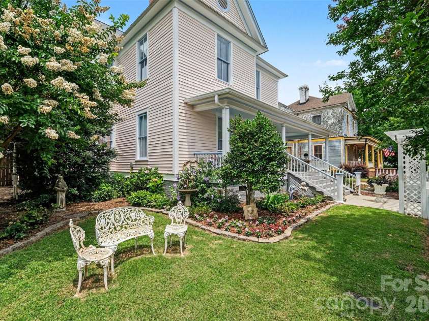137 Reid Street, Rock Hill, SC 29730.  MLS# CAR4390967, YatesRealty ID 29808. 
