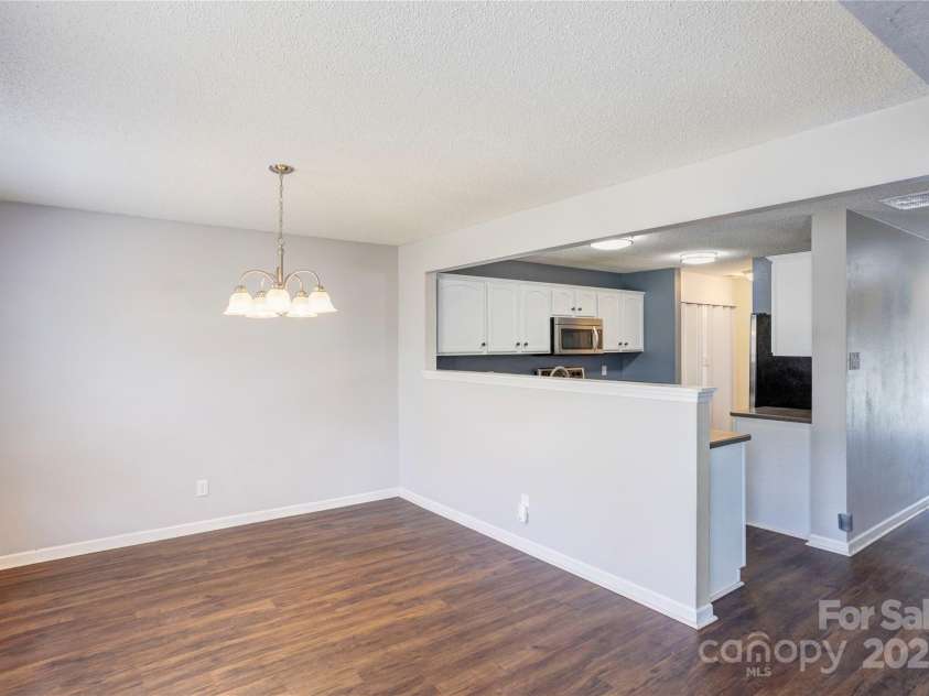 4483 Saint Catherines Court, Concord, NC 28025.  MLS# CAR4287210, YatesRealty ID 29808. Dining nook/ kitchen
