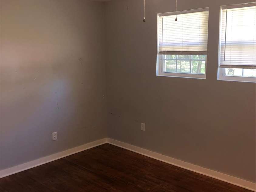 2825 Morson Street, Charlotte, NC 28208.  MLS# CAR4282904, YatesRealty ID 29809. 