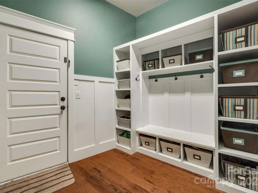 10008 Cuyo Court, Tega Cay, SC 29708.  MLS# CAR4195989, YatesRealty ID 2981. 