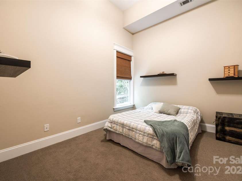 10008 Cuyo Court, Tega Cay, SC 29708.  MLS# CAR4195989, YatesRealty ID 2981. 