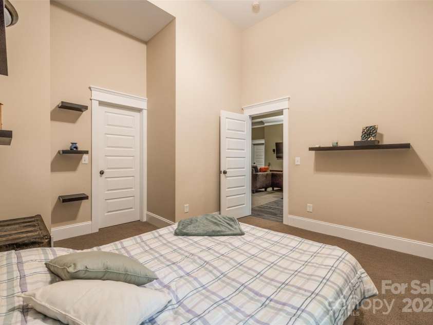 10008 Cuyo Court, Tega Cay, SC 29708.  MLS# CAR4195989, YatesRealty ID 2981. 