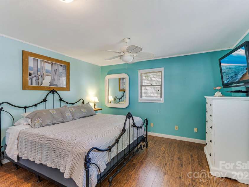 159 6th Street, Oak Island, NC 28465.  MLS# CAR4292582, YatesRealty ID 2981. 