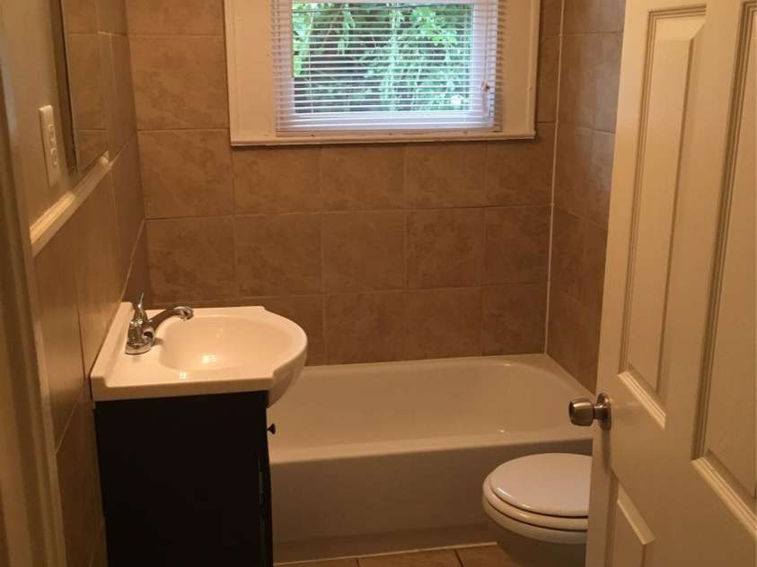 2829 Morson Street, Charlotte, NC 28208.  MLS# CAR4282918, YatesRealty ID 29810. 2829