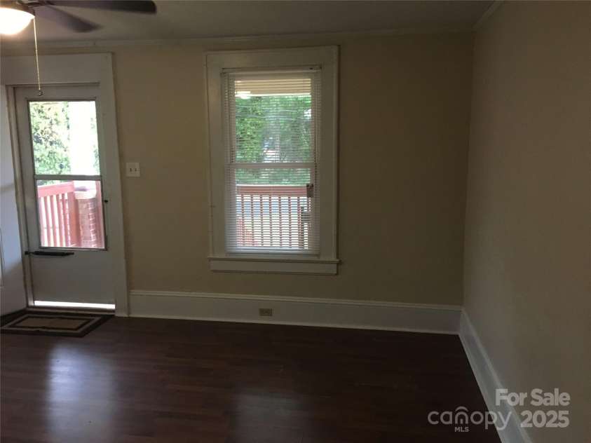 2829 Morson Street, Charlotte, NC 28208.  MLS# CAR4282918, YatesRealty ID 29810. 2831