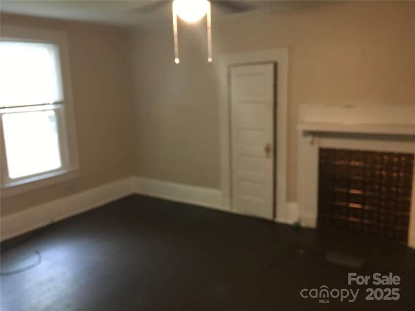 2829 Morson Street, Charlotte, NC 28208.  MLS# CAR4282918, YatesRealty ID 29810. 2831