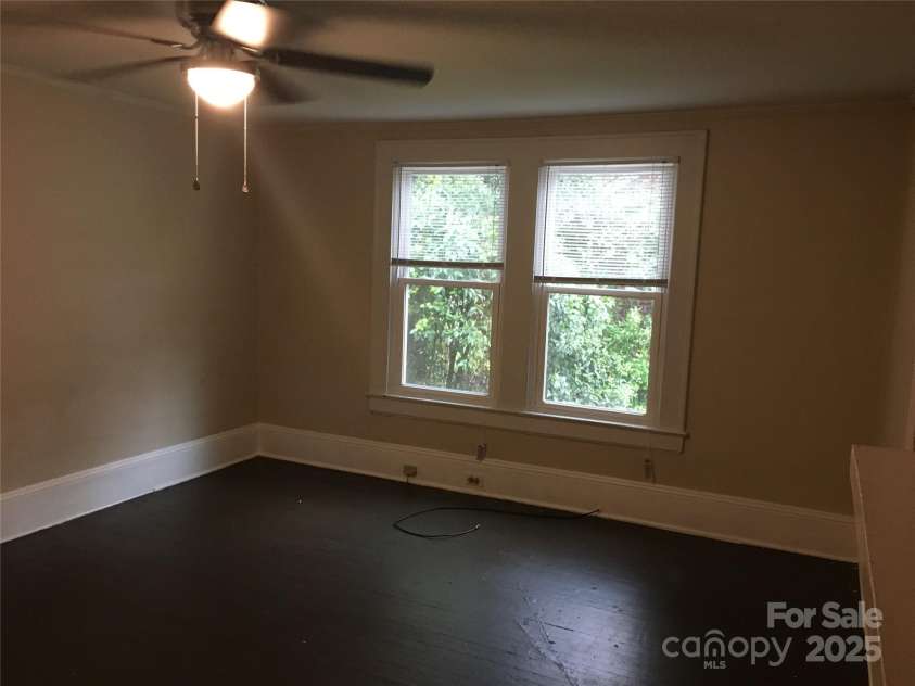 2829 Morson Street, Charlotte, NC 28208.  MLS# CAR4282918, YatesRealty ID 29810. 2831