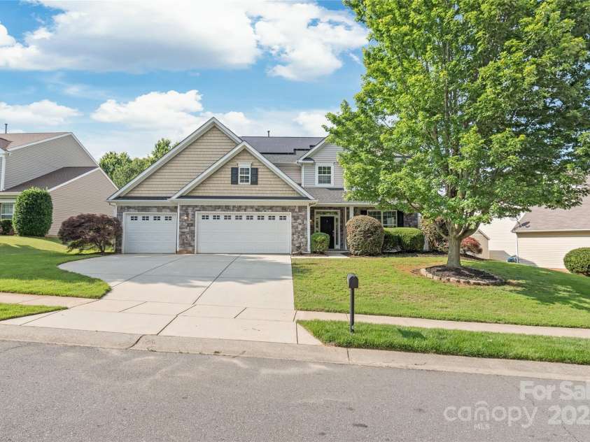 4352 Haddington Drive, Fort Mill, SC 29707.  MLS# CAR4260546, YatesRealty ID 29812. 