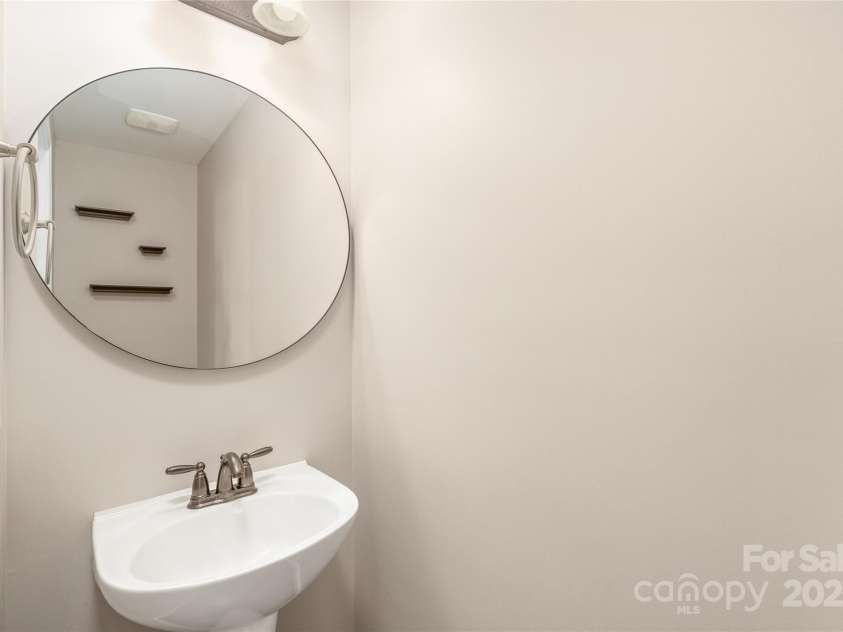 4352 Haddington Drive, Fort Mill, SC 29707.  MLS# CAR4260546, YatesRealty ID 29812. Half Bathroom on Main