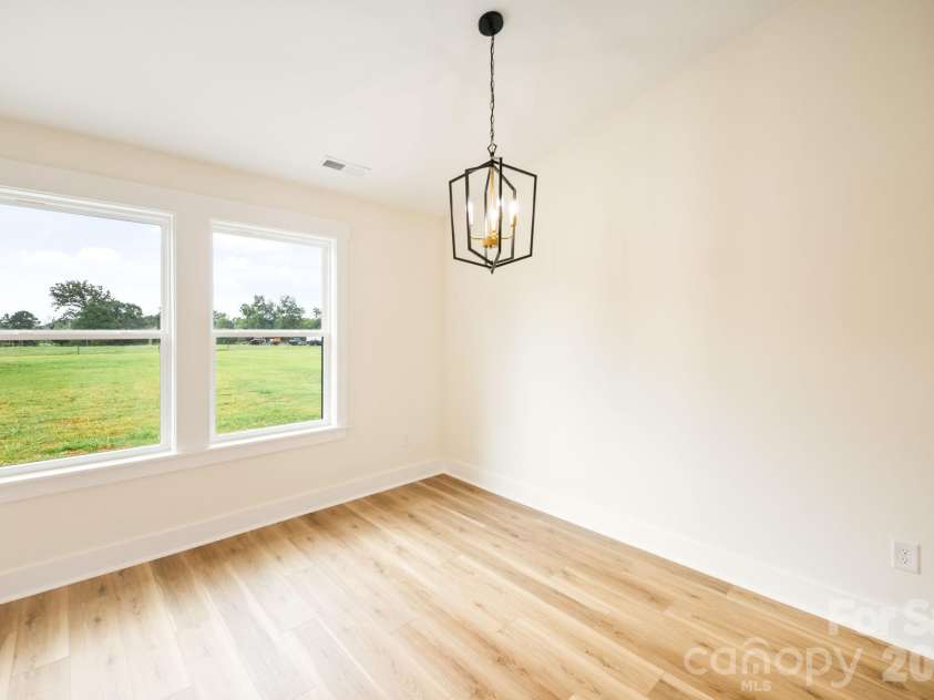 119 Progress Place, Salisbury, NC 28147.  MLS# CAR4393039, YatesRealty ID 29813. Dining area