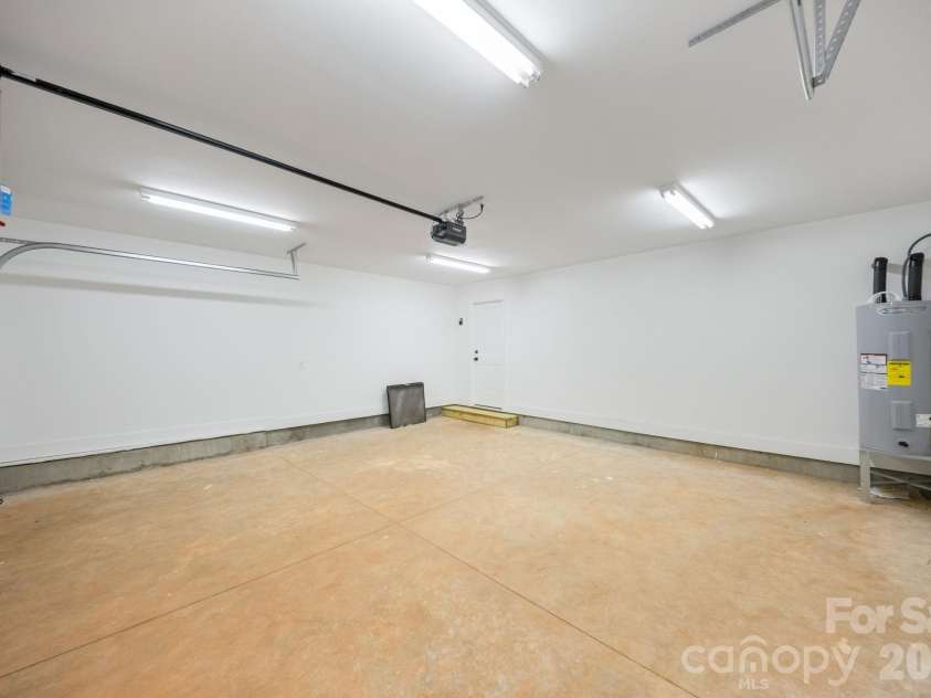 119 Progress Place, Salisbury, NC 28147.  MLS# CAR4393039, YatesRealty ID 29813. Garage