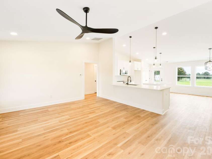119 Progress Place, Salisbury, NC 28147.  MLS# CAR4393039, YatesRealty ID 29813. Living Room/kitchen