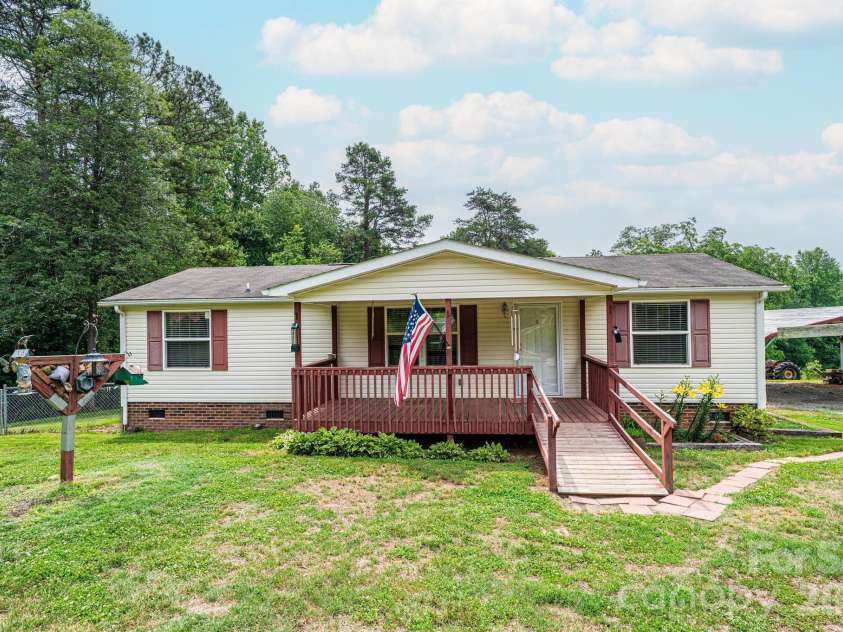 4510 Mount Hebron Avenue, Connelly Springs, NC 28612.  MLS# CAR4392271, YatesRealty ID 29816. 
