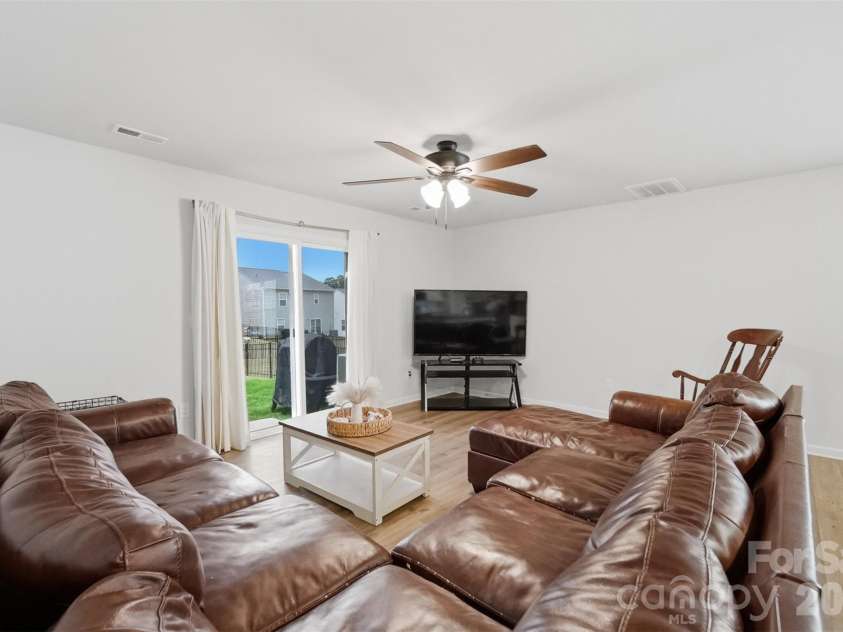 2464 Trollinger Drive, Catawba, NC 28609.  MLS# CAR4393060, YatesRealty ID 29817. 