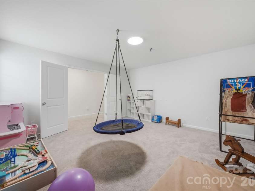 2464 Trollinger Drive, Catawba, NC 28609.  MLS# CAR4393060, YatesRealty ID 29817. 