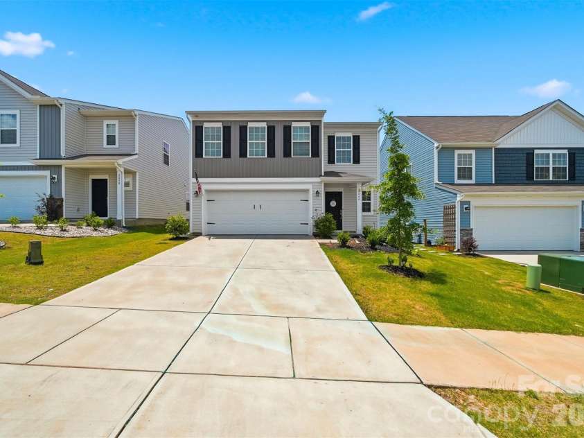 2464 Trollinger Drive, Catawba, NC 28609.  MLS# CAR4393060, YatesRealty ID 29817. 