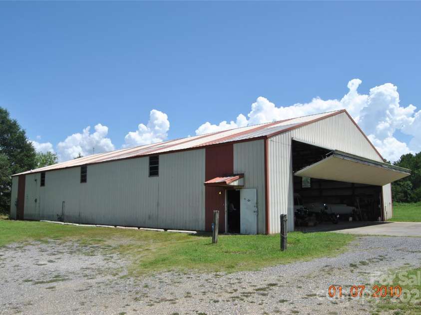 2139 Squire Road, Rock Hill, SC 29730.  MLS# CAR4276281, YatesRealty ID 29819. 