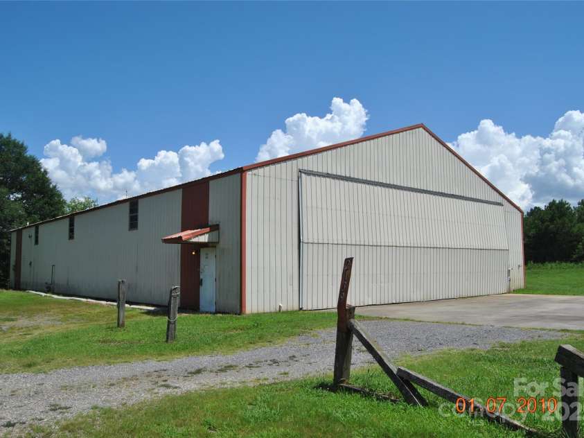 2139 Squire Road, Rock Hill, SC 29730.  MLS# CAR4276281, YatesRealty ID 29819. 