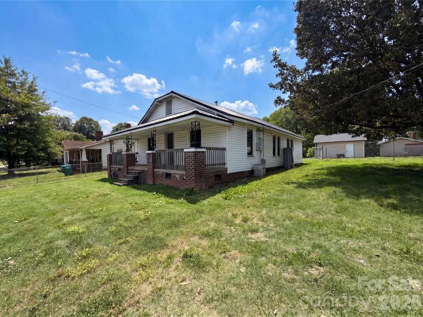 308 School Street, Rockwell, NC 28138.  MLS# CAR4393102, YatesRealty ID 29819. 