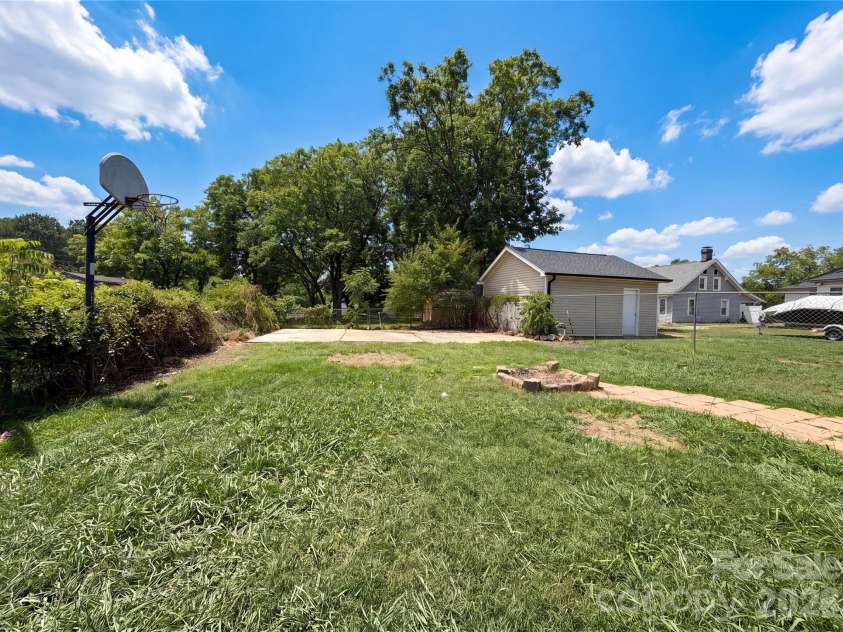308 School Street, Rockwell, NC 28138.  MLS# CAR4393102, YatesRealty ID 29819. 
