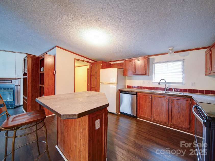 968 Tadlock Road, Pageland, SC 29728.  MLS# CAR4237782, YatesRealty ID 2982. 